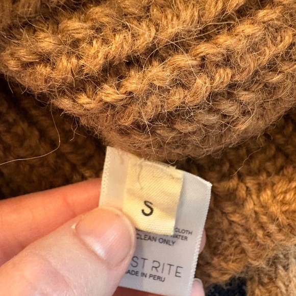 Alpalca wool cropped sweater - Picture 4 of 8